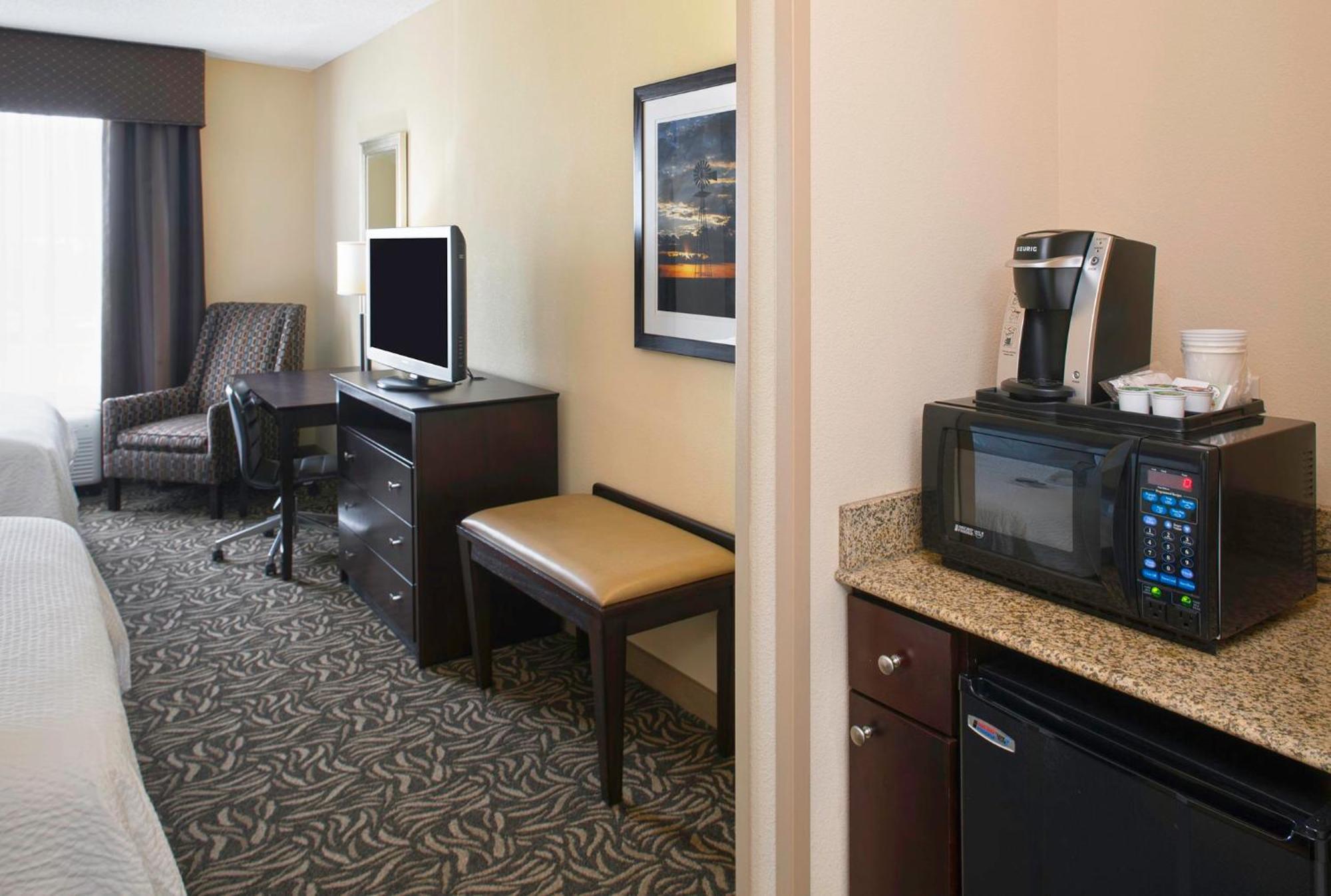 Holiday Inn Ardmore By Ihg Exteriör bild